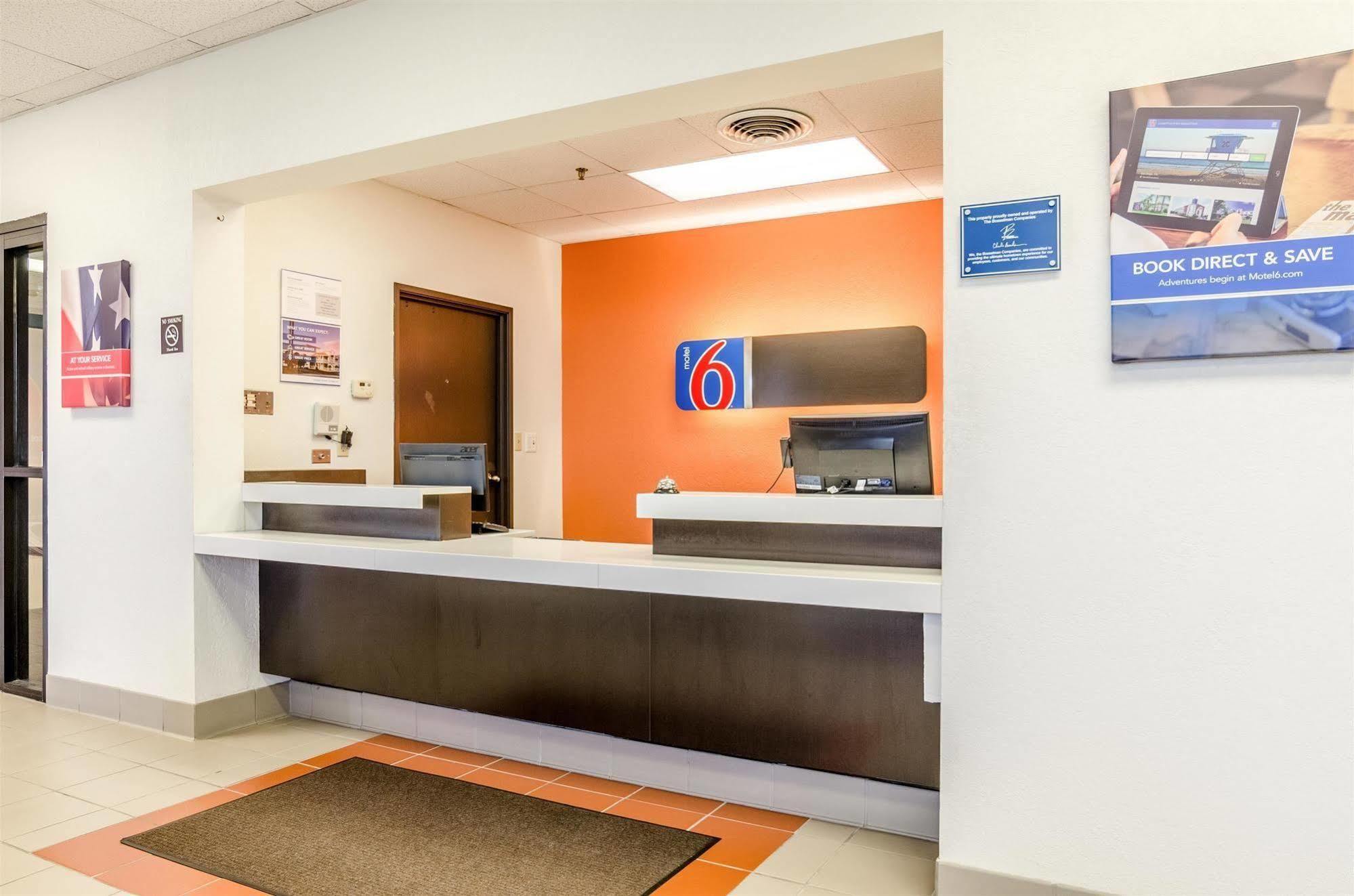 Motel 6-York, Ne Exteriör bild